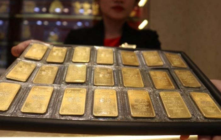 NHNN hạ giá tham chiếu, khối lượng vàng trúng thầu hôm nay lên tới 13.400 lượng