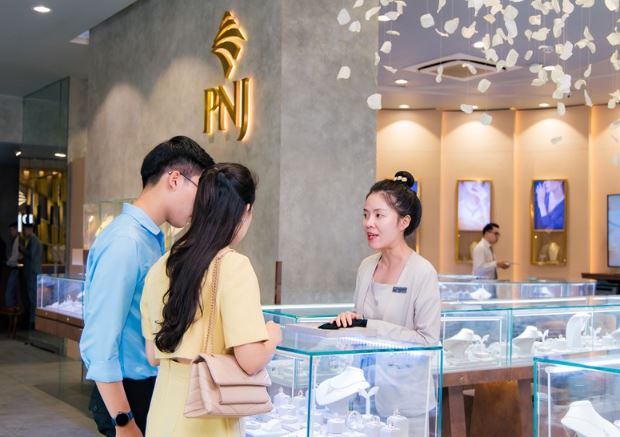 PNJ lãi sau thuế hơn 1.000 tỷ đồng sau 5 tháng đầu năm 2024