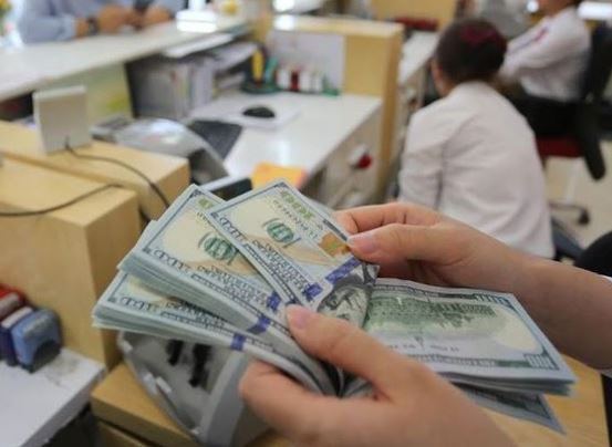 Tỷ giá VND/USD phiên 17/7: NHTM &#8216;rực đỏ&#8217; với đà giảm lên tới 100 đồng/USD