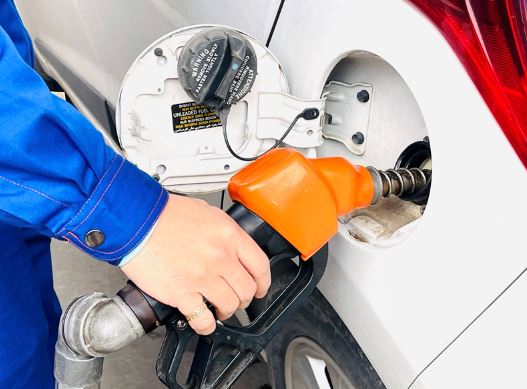Giá xăng dầu chiều 8/8: Đồng loạt giảm mạnh
