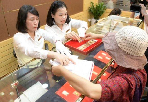 Bảng giá vàng 14/9: SJC giữ nguyên lộ trình cũ mặc thế giới không ngừng gia tăng cấp bậc