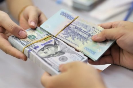 Tỷ giá phiên 10/2: Tỷ giá trung tâm tăng 25 đồng, USD trong ngân hàng vượt 25.600