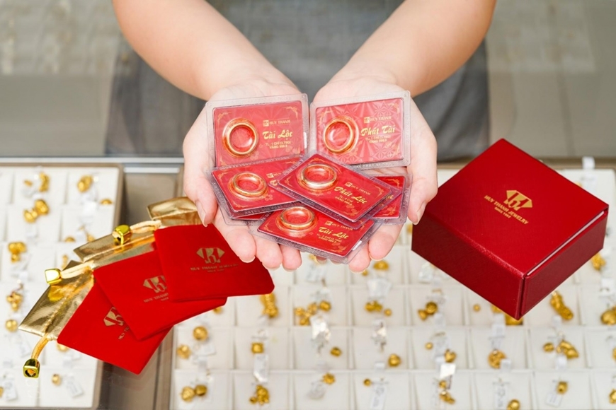 Vàng nhẫn 9999 ngày 12/5: Sụt 2 triệu nhưng chẳng đọ nổi cú rơi tự do của thế giới