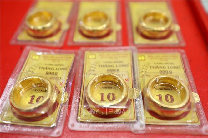 Vàng nhẫn 9999 ngày 28/5: Tăng cầm chừng dù thế giới xuất hiện lực cầu bắt đáy