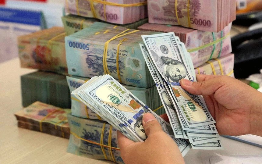 Tỷ giá USD/VND ngày 5/6: NHNN hạ tỷ giá trung tâm, giá USD tại các NHTM hạ nhiệt