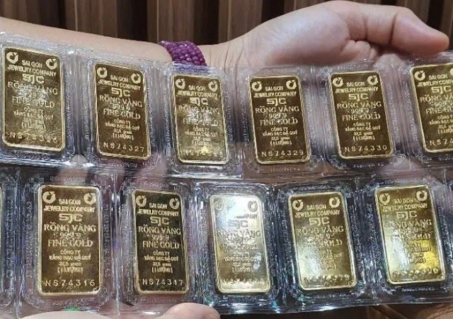 Giá vàng miếng 5/8: Tăng như vũ bão – SJC chỉ còn cách kỉ lục vài trăm nghìn  