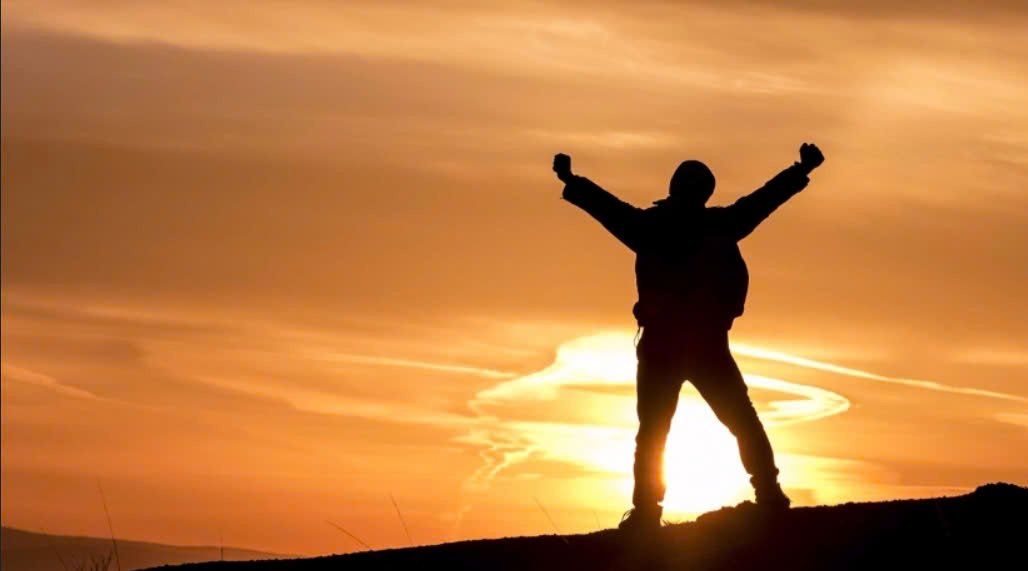 Giá vàng sáng 11/11: Thế giới vượt mốc $4130/oz