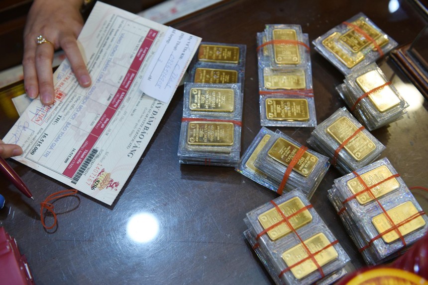 Vàng miếng ngày 17/12: Tăng lại 600 nghìn – Bám cực sát diễn biến giá vàng ngoại và NFP