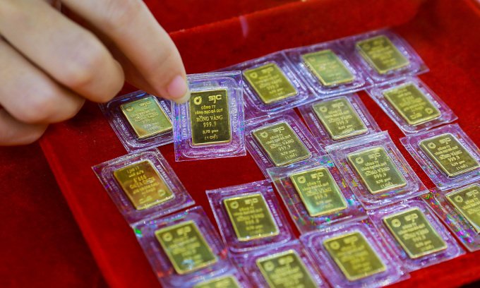 Vàng miếng ngày 19/1: Tăng bốc đầu – SJC lên kỉ lục mới 165 triệu