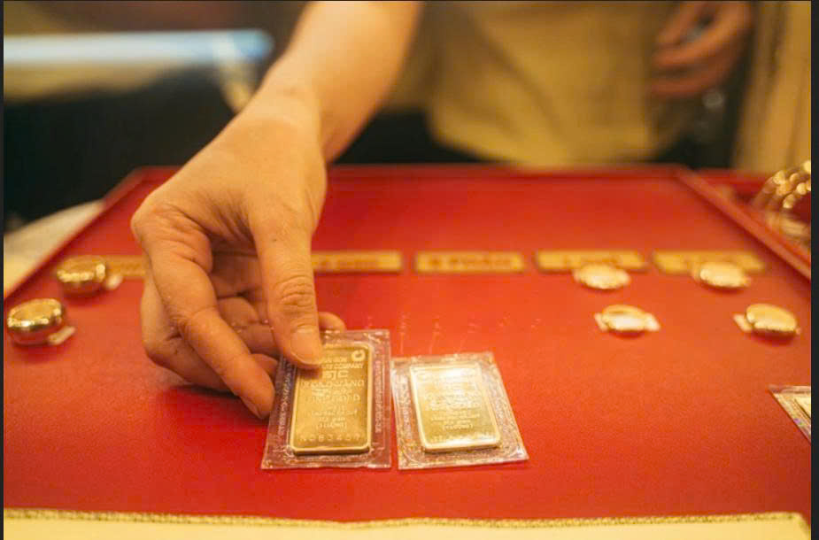 Vàng miếng ngày 5/3: Tăng 500 nghìn – Người mua mòn mỏi chờ đợi xếp hàng