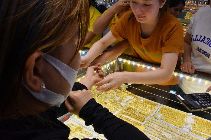 Chiều 30/3: Vàng nhẫn – miếng tăng thêm 1 triệu – thế giới lên $4530/oz