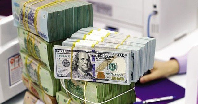 Tỷ giá USD/VND ngày 17/4: USD tại các NH ổn định theo TGTT