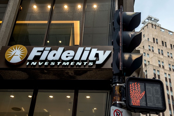 Công ty tài chính hàng đầu nước Mỹ Fidelity tiết lộ chiến lược: Khi nào nên quay lại mua vàng?
