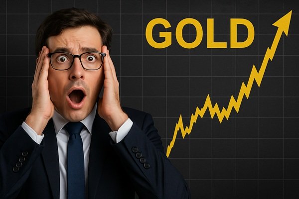 PTKT: Giá vàng vượt 4.400 USD: Vàng (XAU/USD) nhắm thẳng 4.500 USD, cú bứt phá lớn sắp xảy ra?